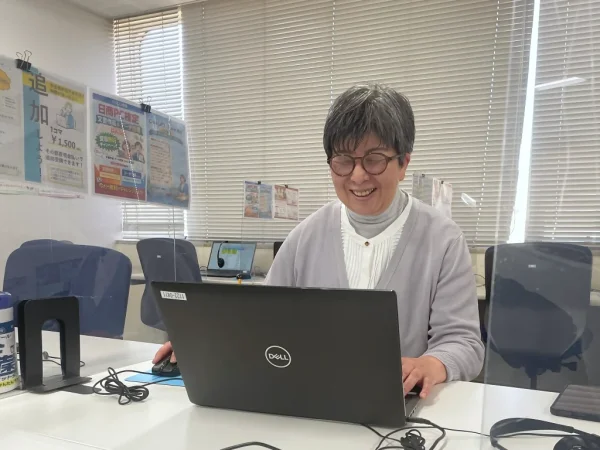 AIやPowerPointなど、新しい学びを楽しみながら実践されています。